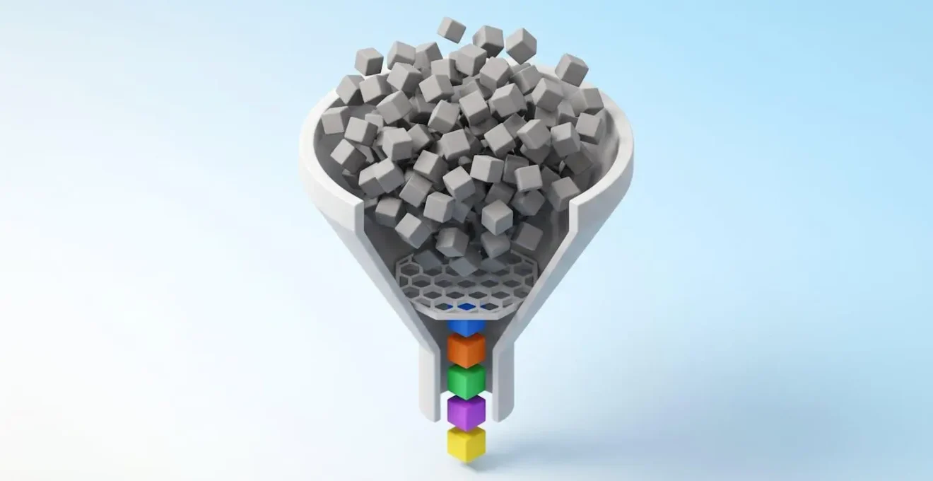 Illustration 3D isométrique d'un entonnoir filtrant un nuage de petits cubes gris désordonnés vers une sortie de six cubes colorés alignés, symbolisant la sélection des critères essentiels